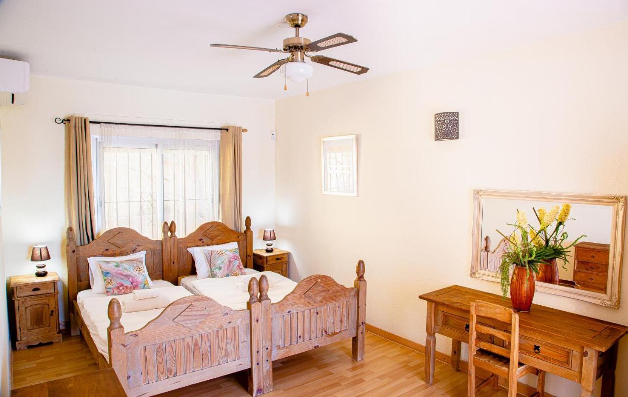 Villa Maria In El Rosario - Mit Sicht Auf Gibralta Μαρμπέλλα Εξωτερικό φωτογραφία